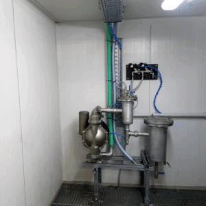 WtR Leimfilter im Reinigungskabinett eingebaut