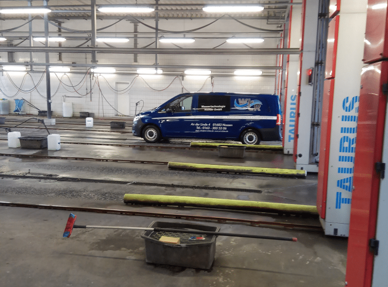 11. Wartung, Instandsetzung und Service