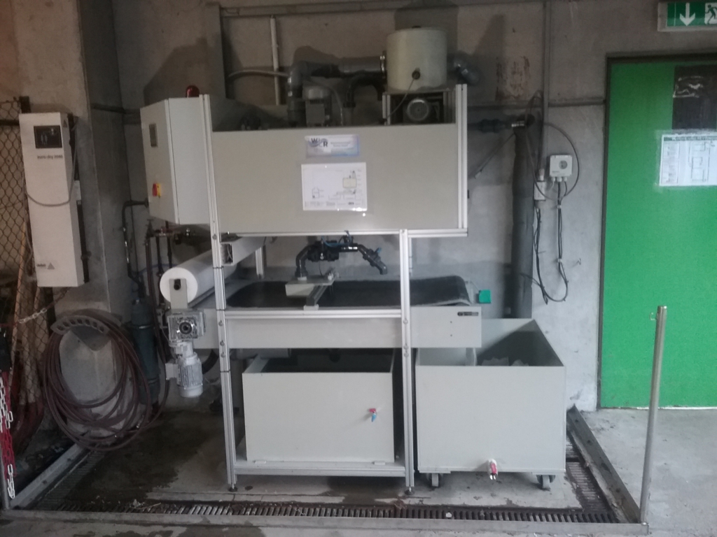 August 2019 Austausch Emulsionsspaltanlage zur Teilereinigung