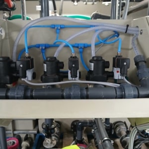 WtR-Dosieranlage pneumatische chemikalienbeständige Ventile